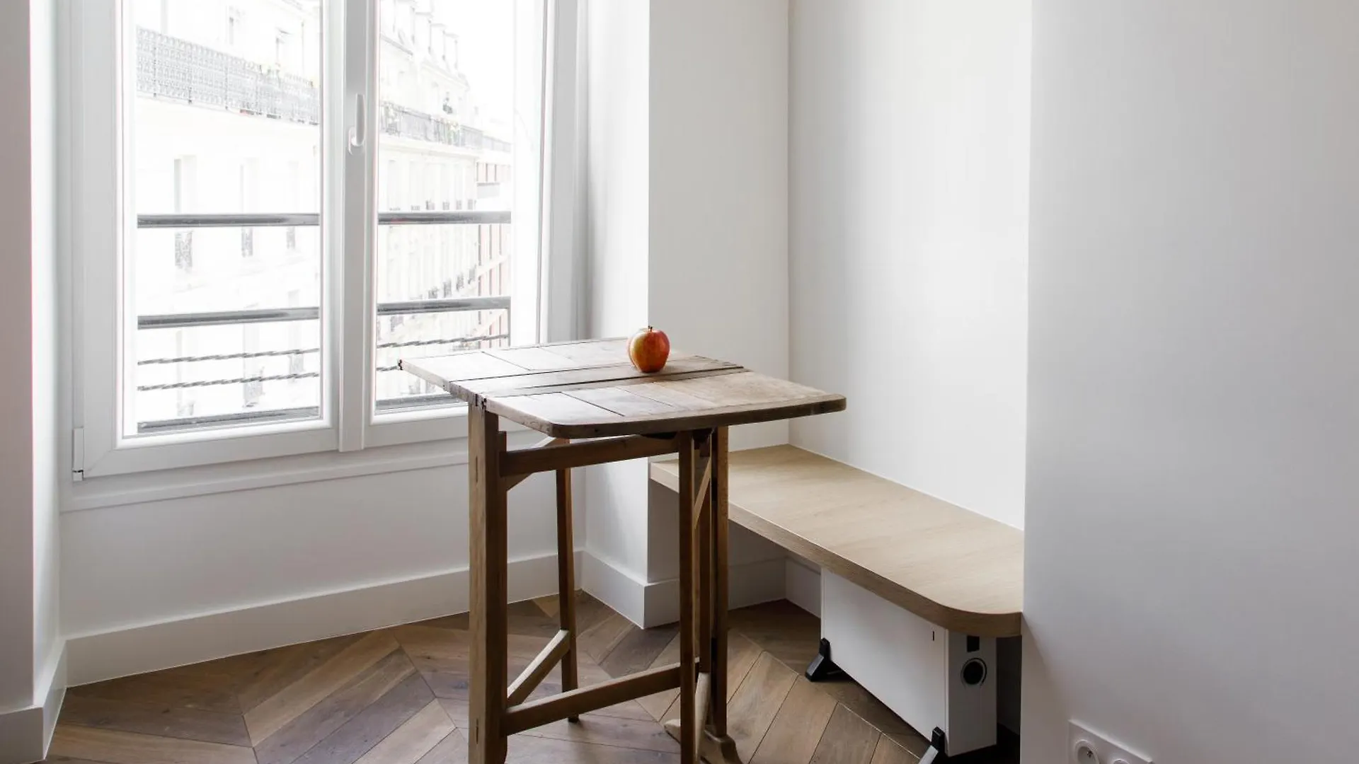 Pleasant 1bd Duplex For 4 Batignolles