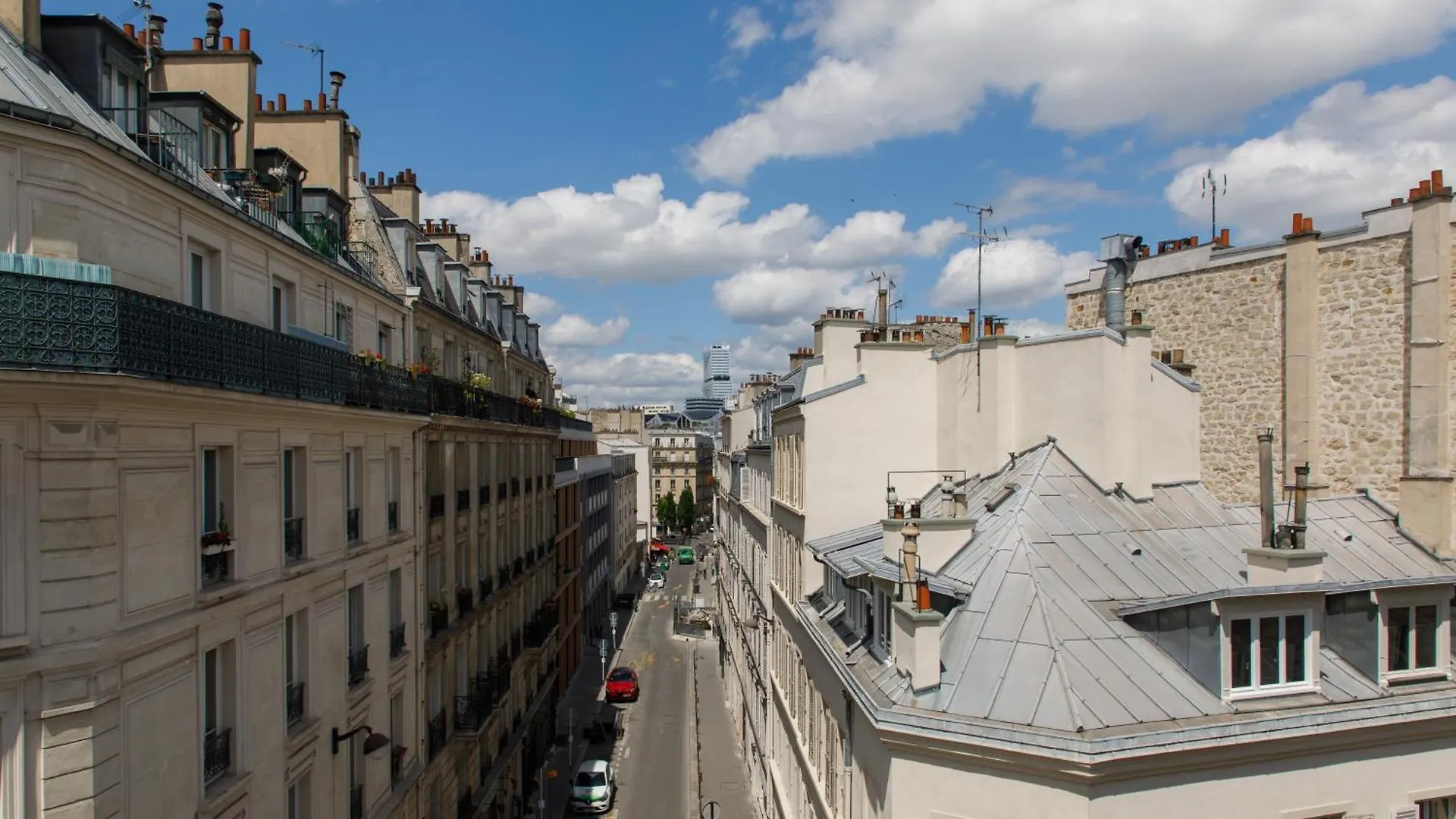 Apartment Pleasant 1bd Duplex For 4 Batignolles *
