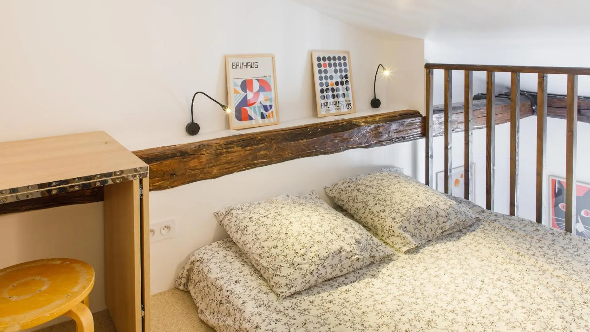 Apartamento Pleasant 1bd Duplex For 4 Batignolles París